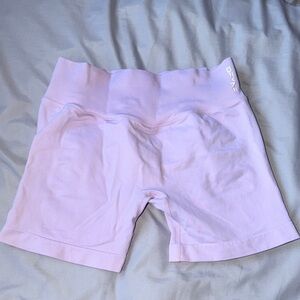 Dfyne Impact lavender Shorts- M